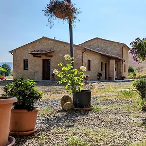 La Quinta Decima Bioagriturismo , Fattoria Spedaletto Italie