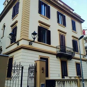 1915 Affittacamere
